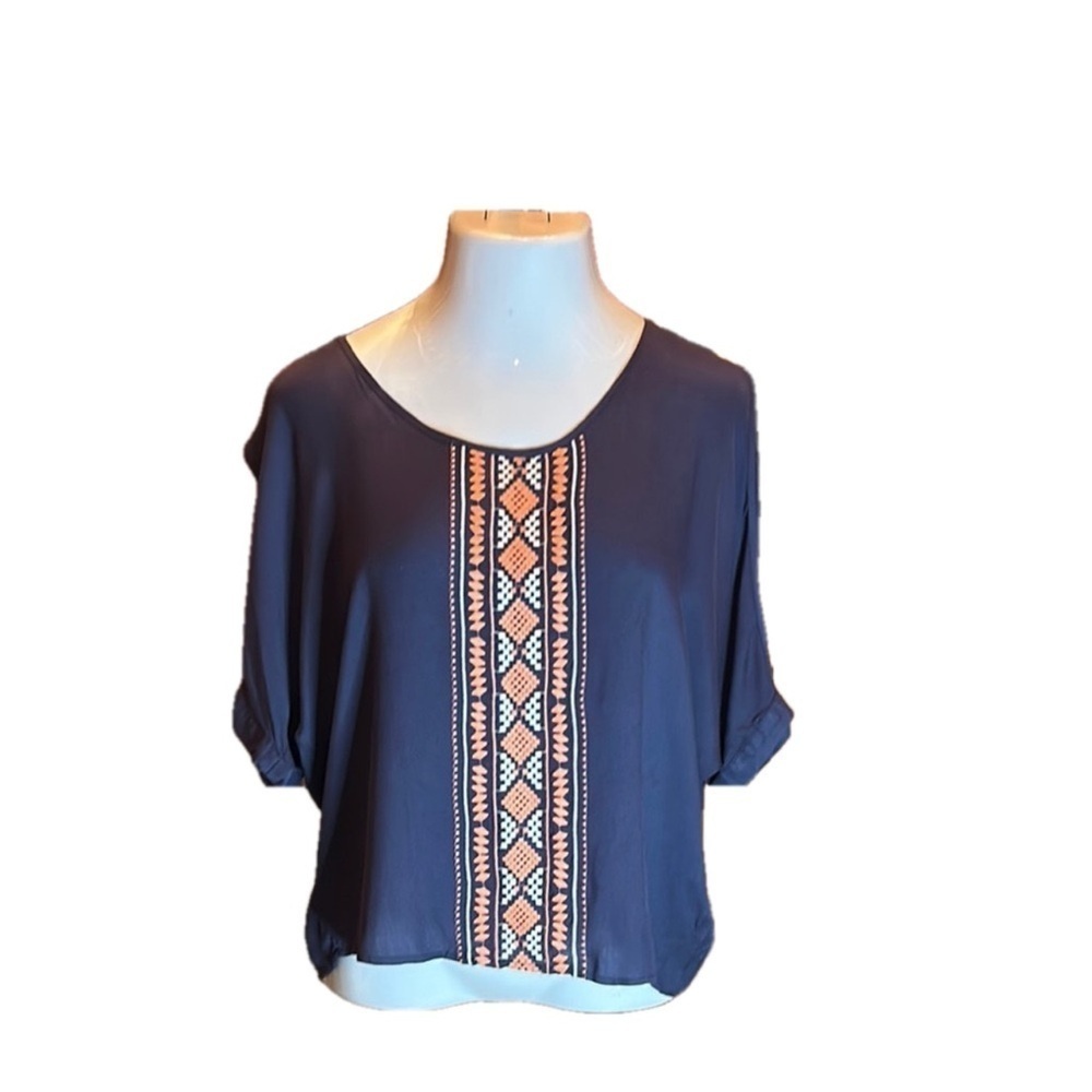 HARPER Navy Blue rayon Blouse with Coral Geometric Print Size M